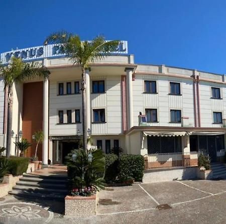 Venus Park Hotel Castel Volturno Extérieur photo