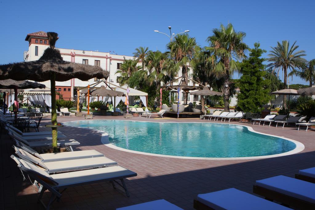 Venus Park Hotel Castel Volturno Extérieur photo