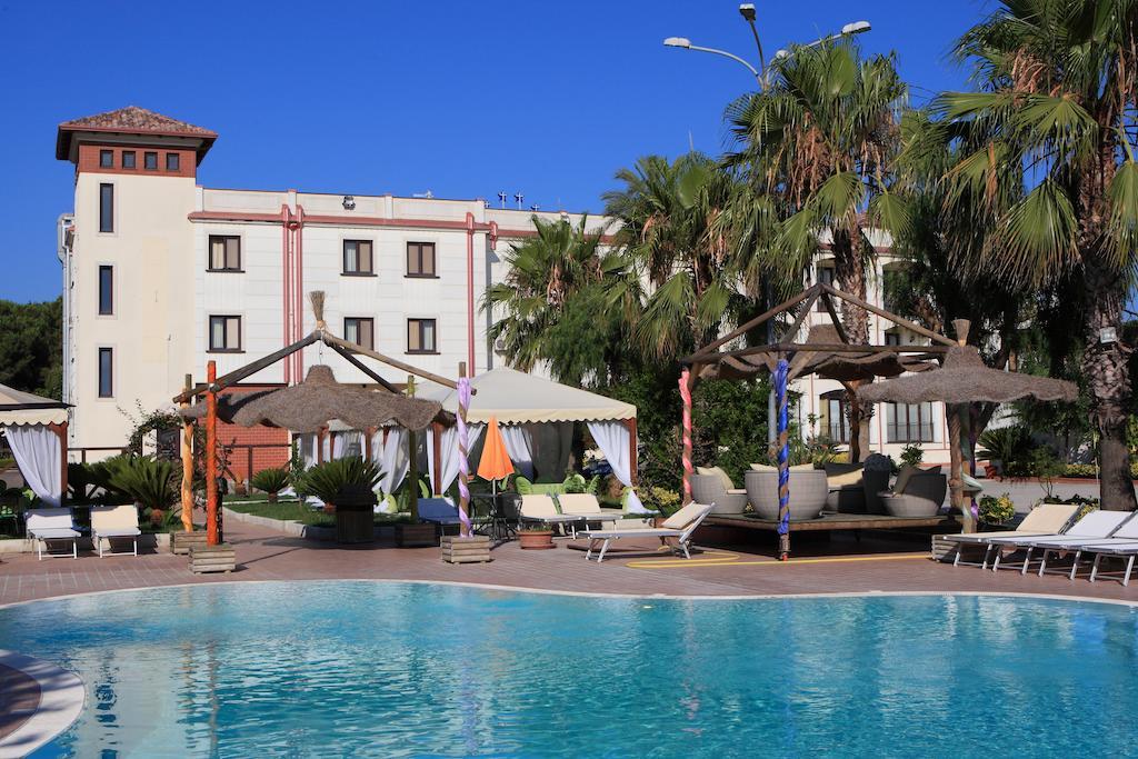Venus Park Hotel Castel Volturno Extérieur photo